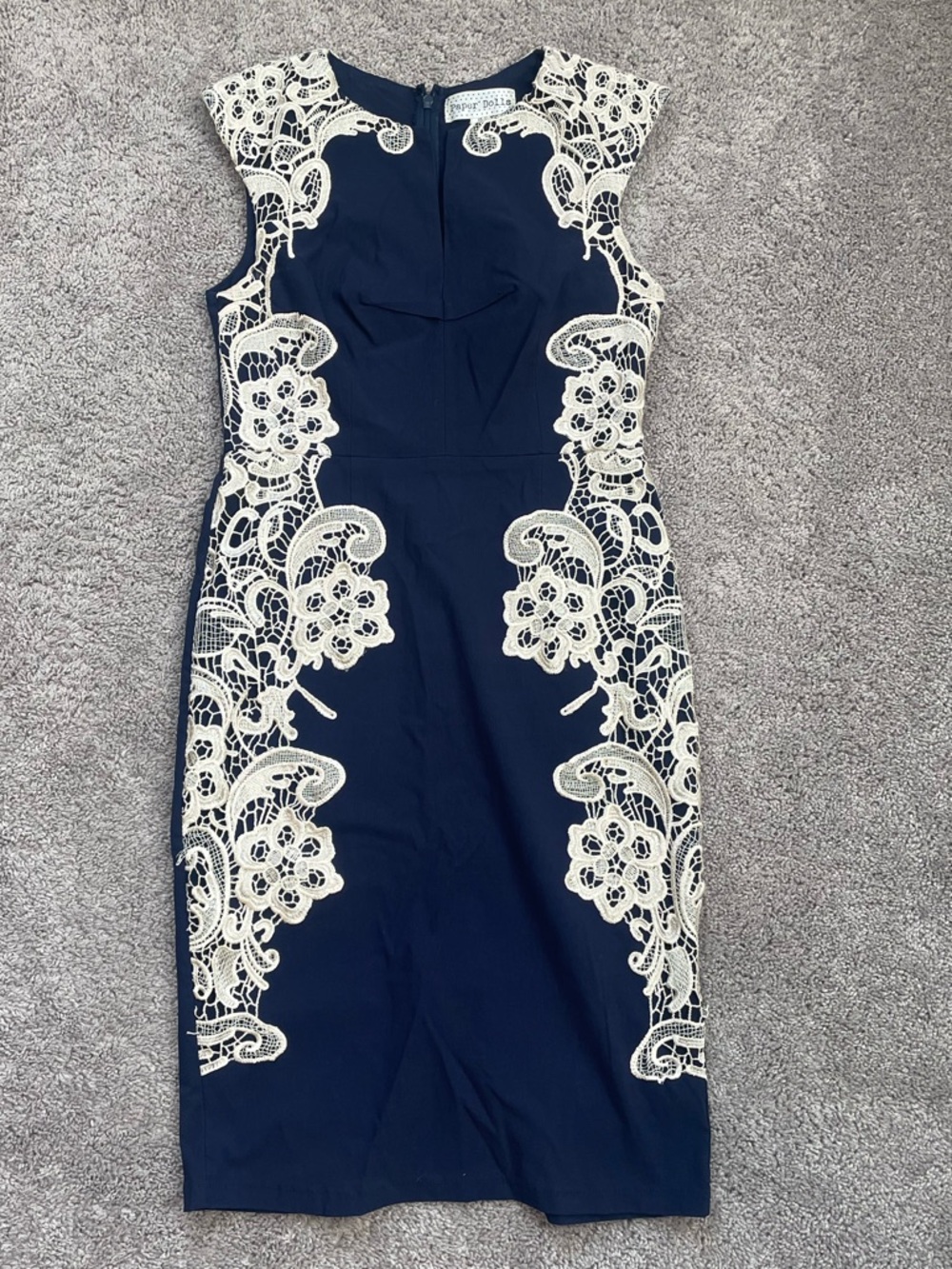 Paper Dolls Navy White Floral Lace Dress size 8 $90